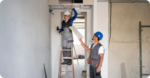Instalación de pladur y falsos techos en reforma integral de vivienda en Alcobendas, Madrid.